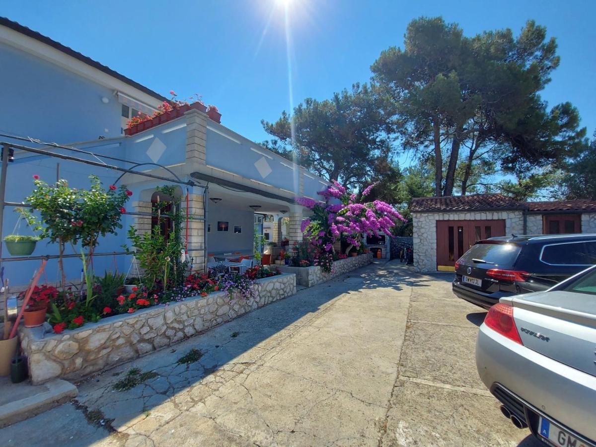 Kuca Luce Hotel Mali Lošinj Екстериор снимка